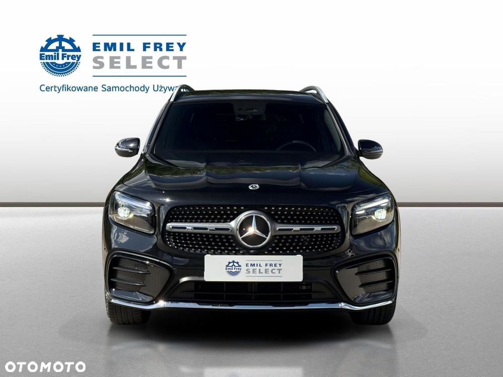 Mercedes-Benz GLB - 9