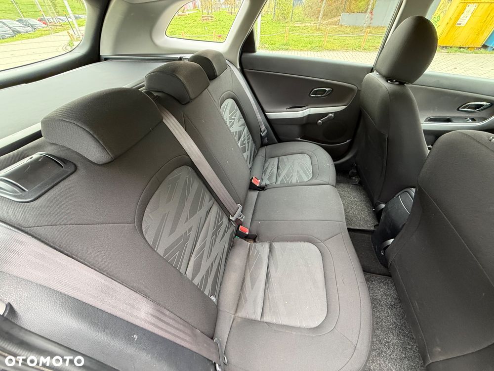 Kia Ceed - 19