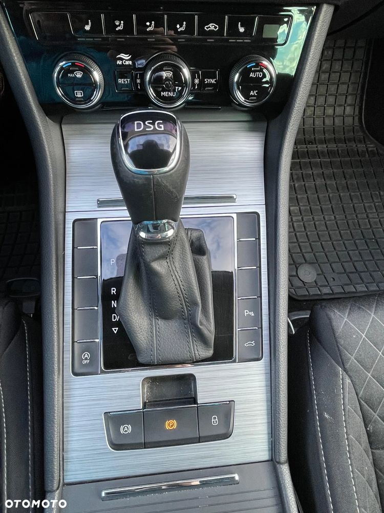 Skoda Superb 1.5 TSI Ambition DSG - 10