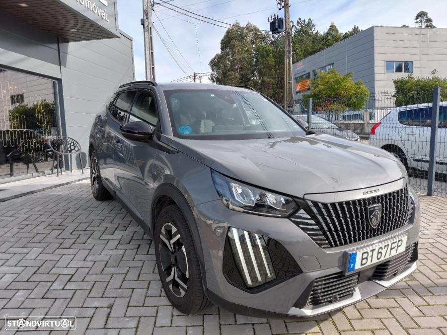 Peugeot 2008 1.2 PureTech Active Pack EAT8 - 4