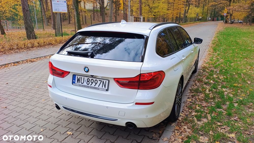 BMW Seria 5 520d Sport Line - 8
