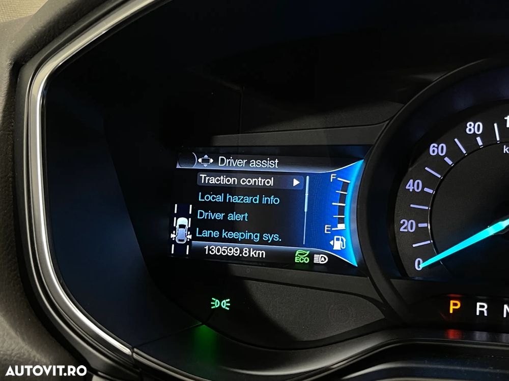 Ford Mondeo 2.0 HEV Titanium - 25
