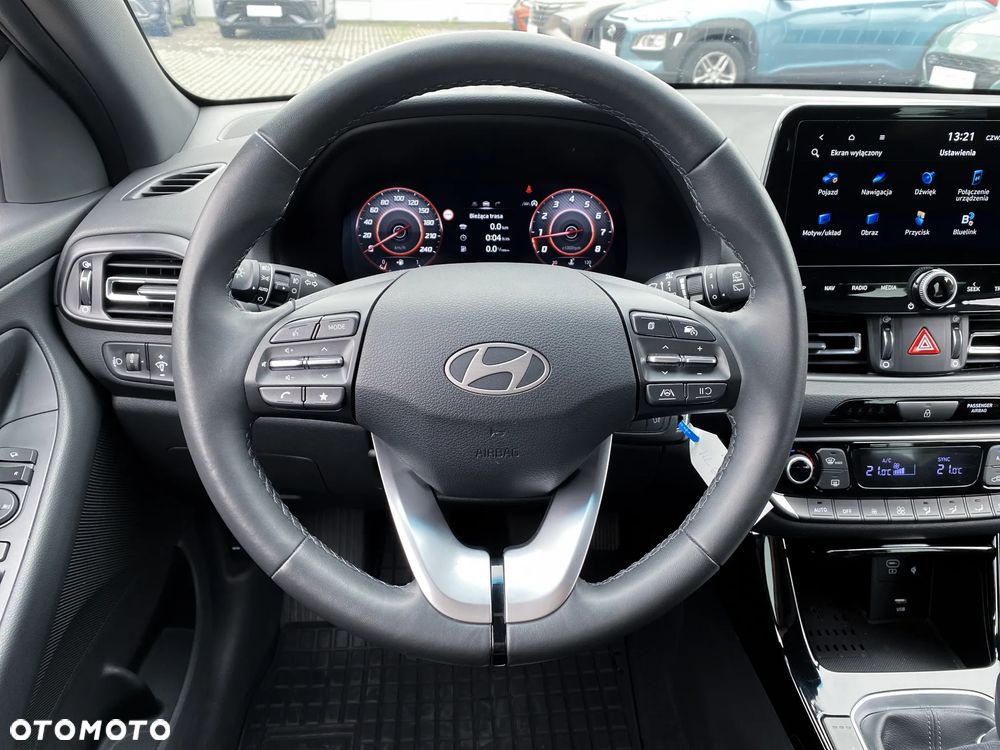 Hyundai i30 1.5 T-GDI 48V Smart - 25