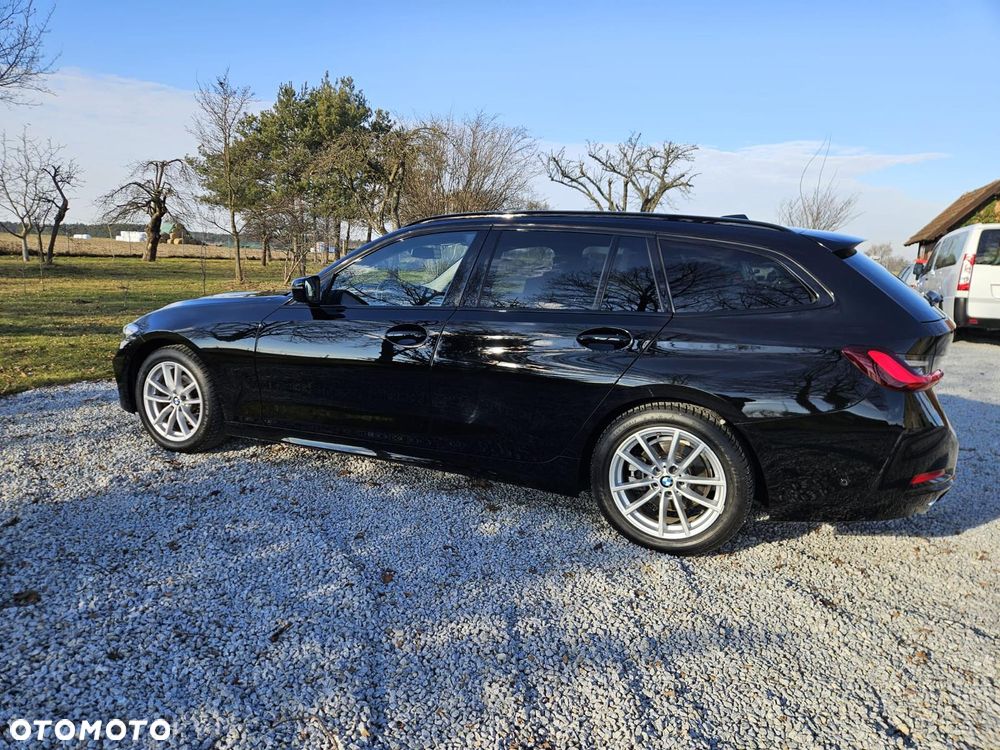 BMW Seria 3 318d Sport Line Shadow - 35