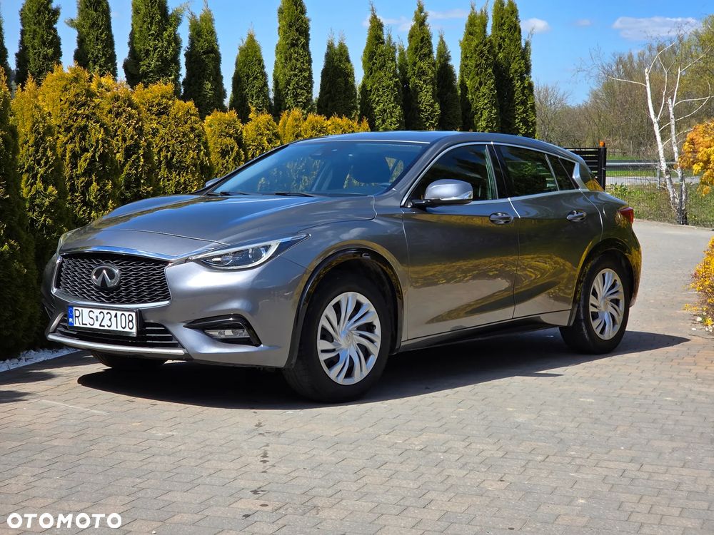 Infiniti Q30 1.5d Business 7DCT - 5