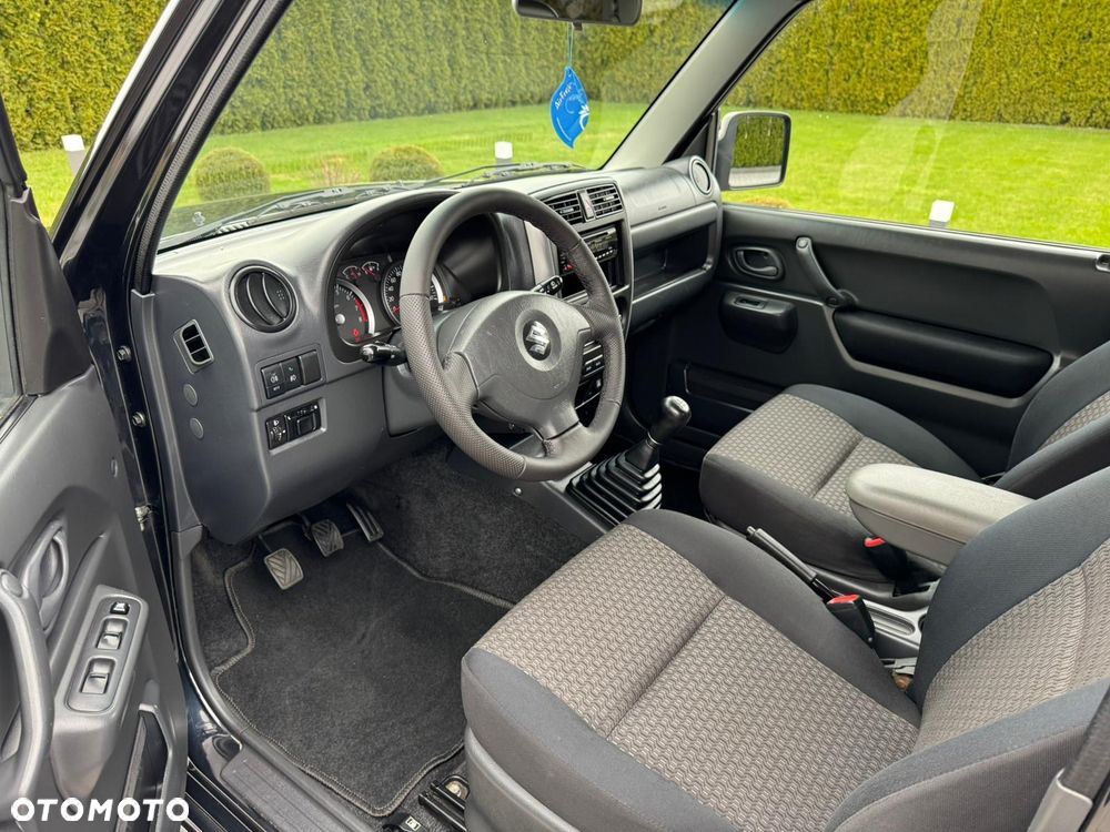 Suzuki Jimny - 10