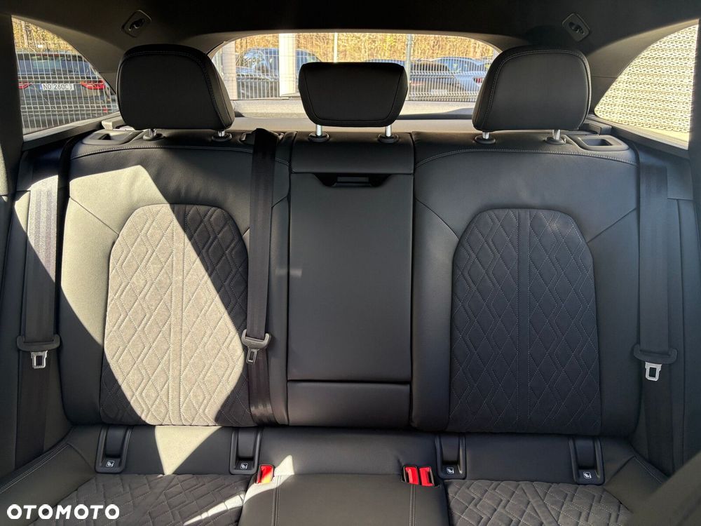 Audi A6 Avant - 15