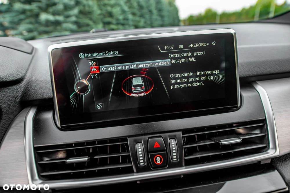 BMW Seria 2 220d xDrive M Sport - 33