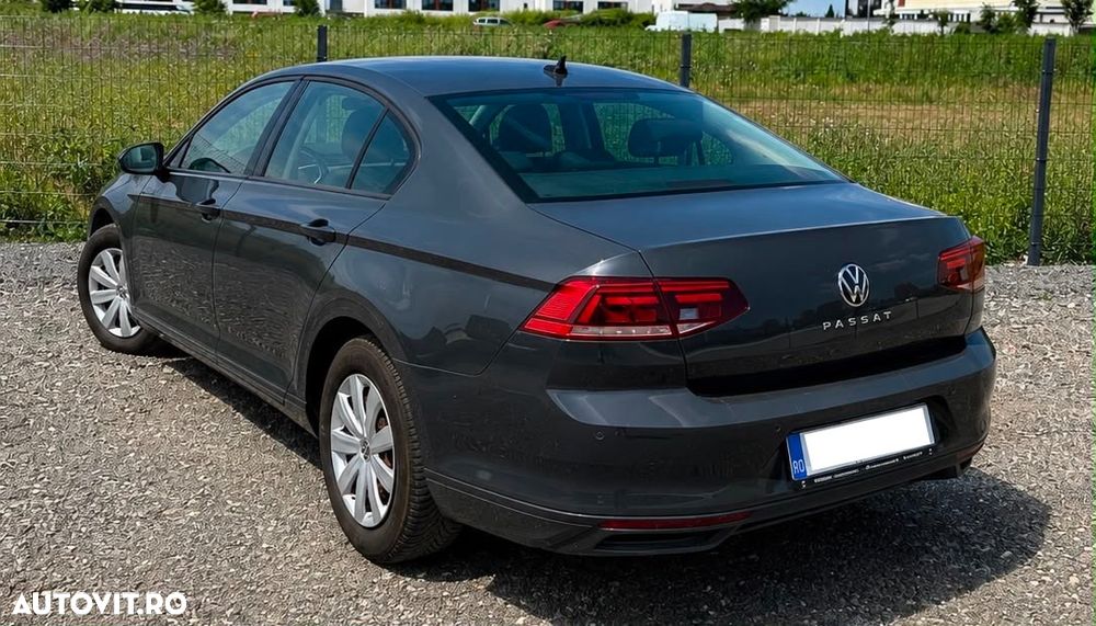 VOLKSWAGEN Passat 2021 — imagine 4