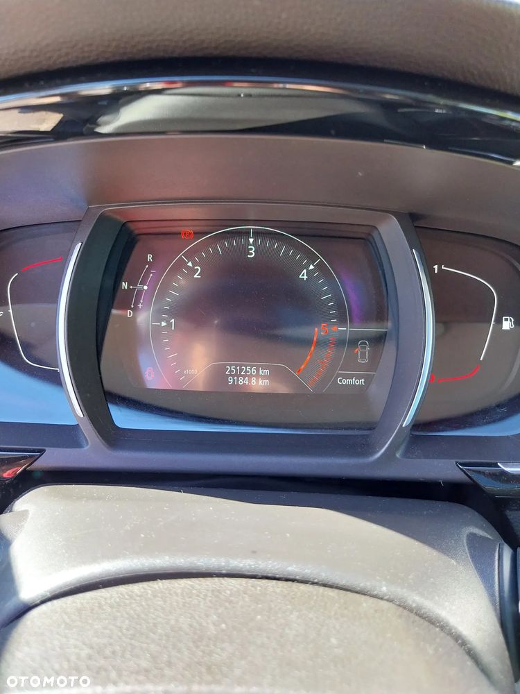 Renault Espace 1.6 dCi Energy Magnetic EDC - 9