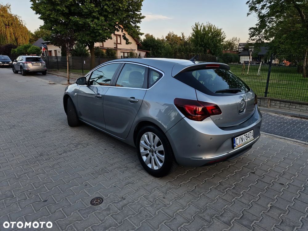 Opel Astra 1.6 CDTI Sport - 8