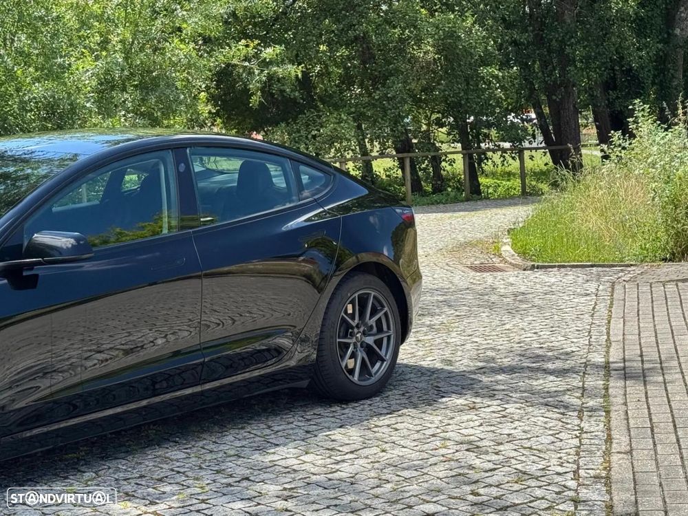 Tesla Model 3 Standard Range Plus RWD - 3
