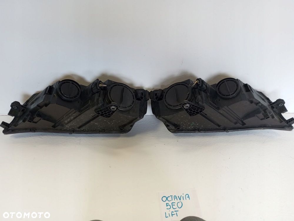 Lampa Skoda Octavia 5E0 LIFT 5E1941015C LEWA 5E1941016C PRAWA - 6