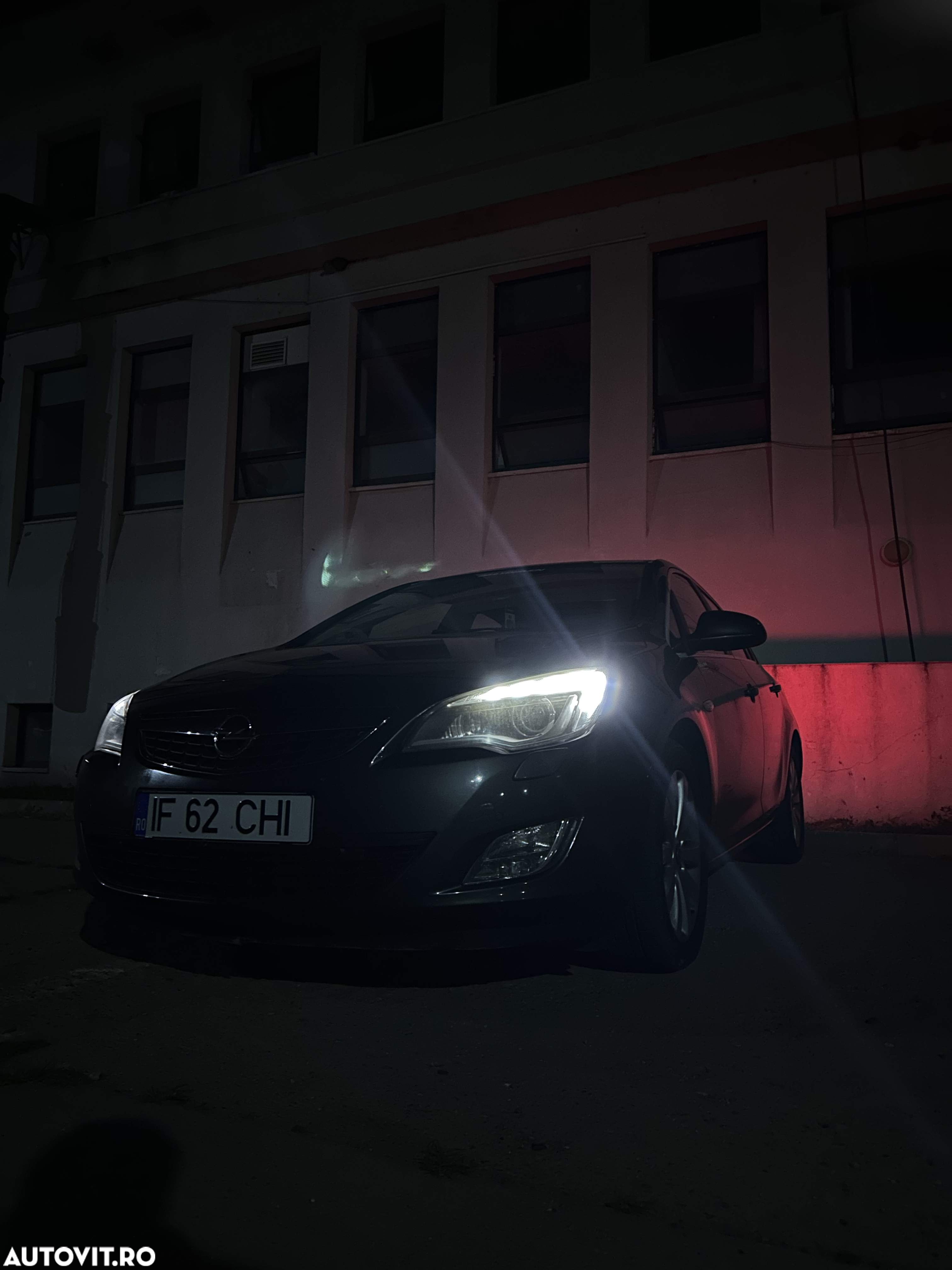 Opel Astra 2.0 CDTI Cosmo - 7