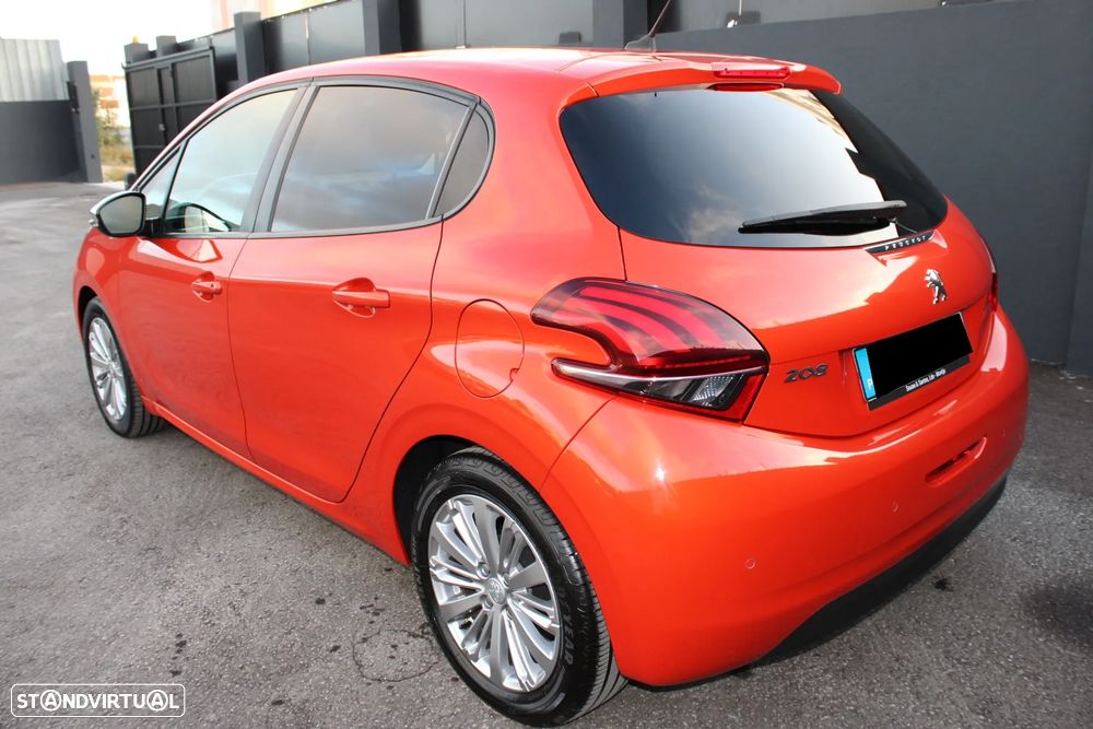 Peugeot 208 1.2 PureTech Style - 4