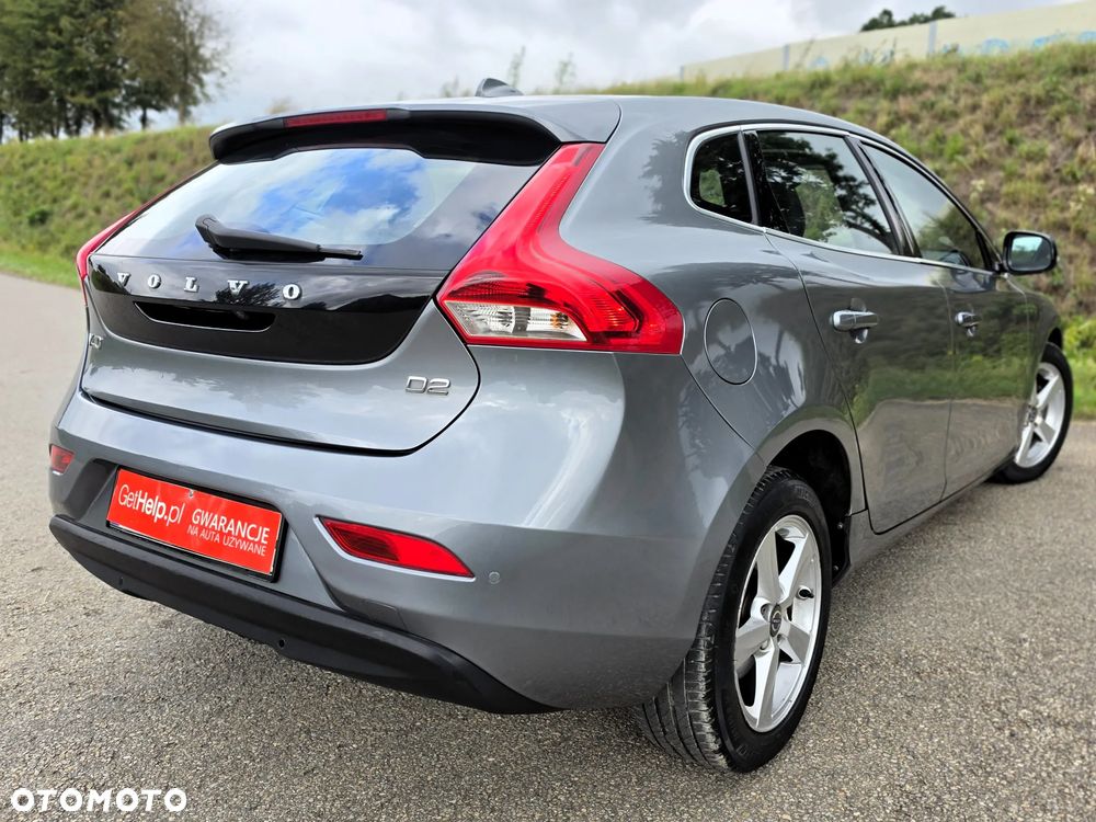 Volvo V40 D2 - 16