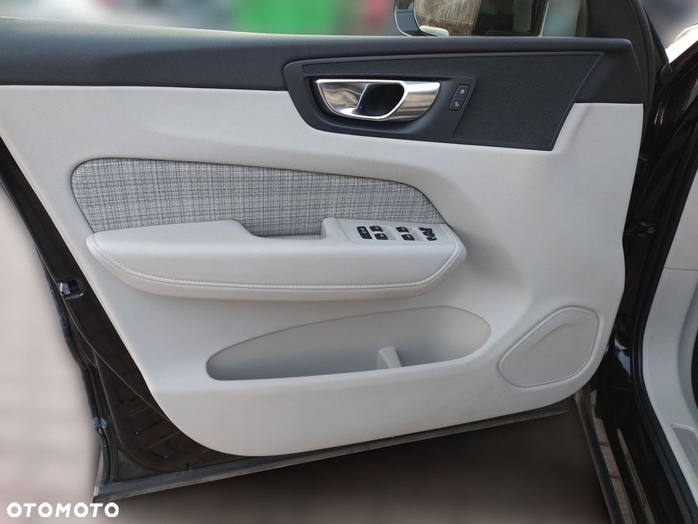 Volvo XC 60 - 10