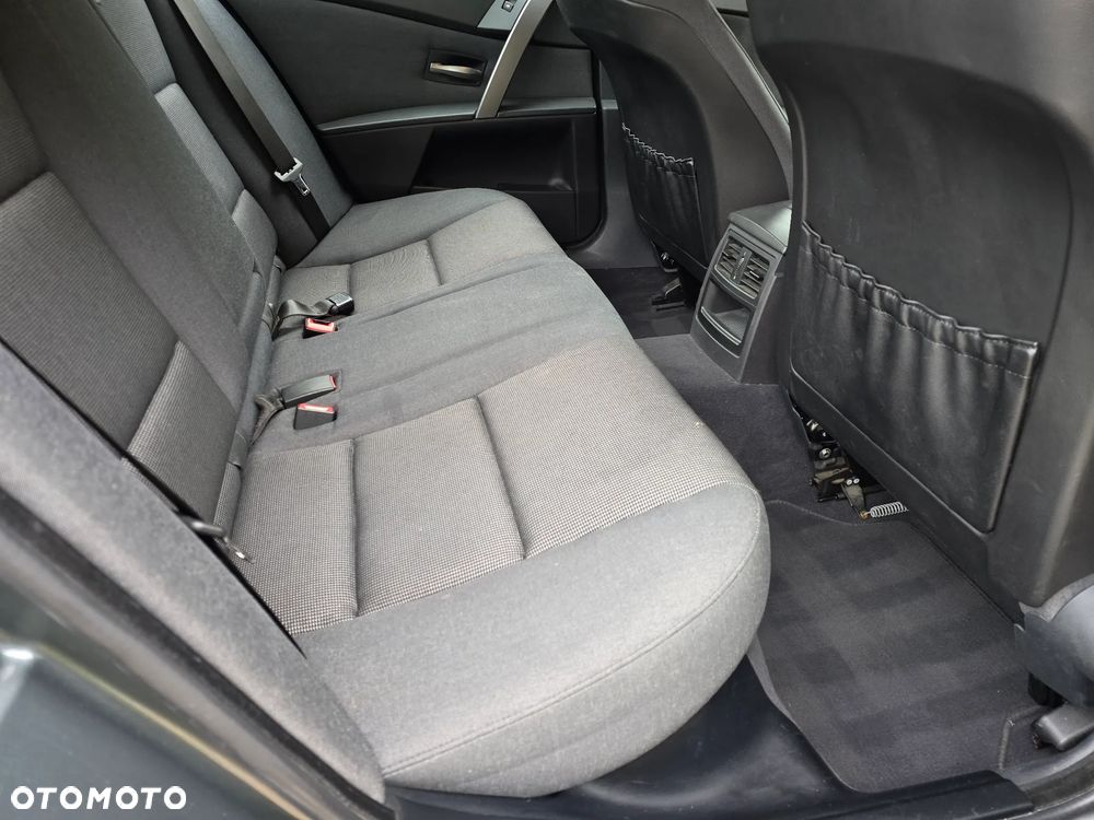 BMW Seria 5 - 28