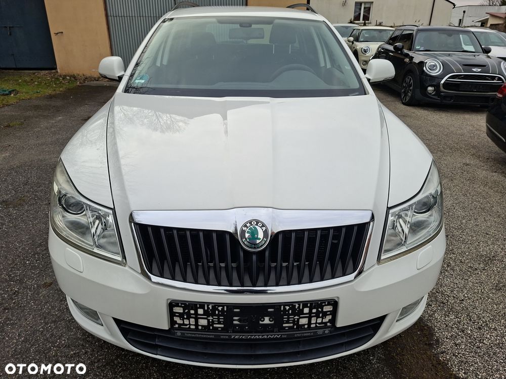 Skoda Octavia 2.0 TDI DPF DSG FAMILY 4x4 - 10