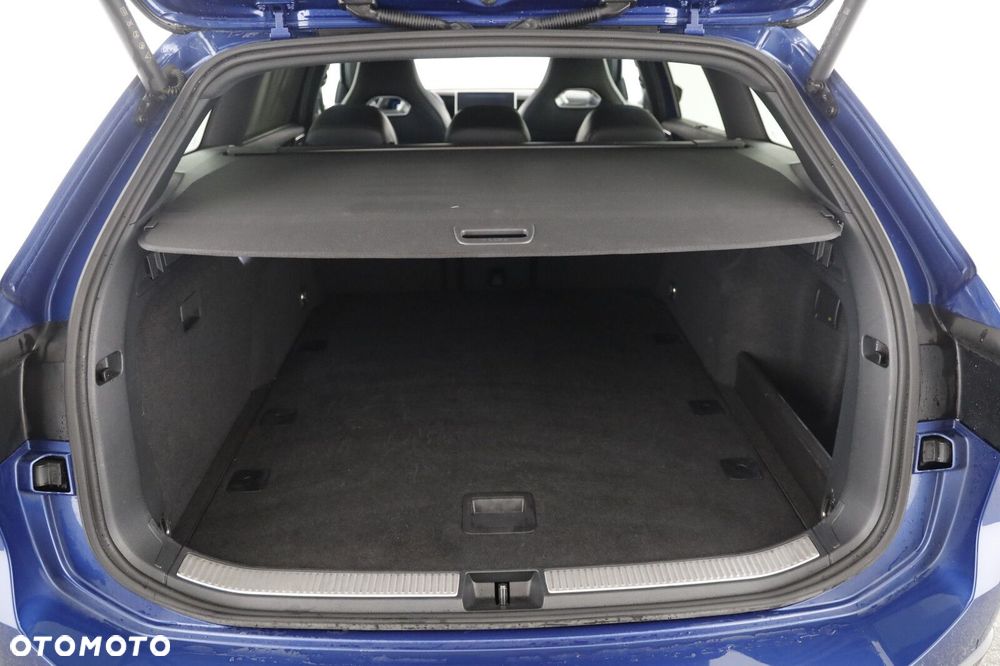 Volkswagen Passat - 26