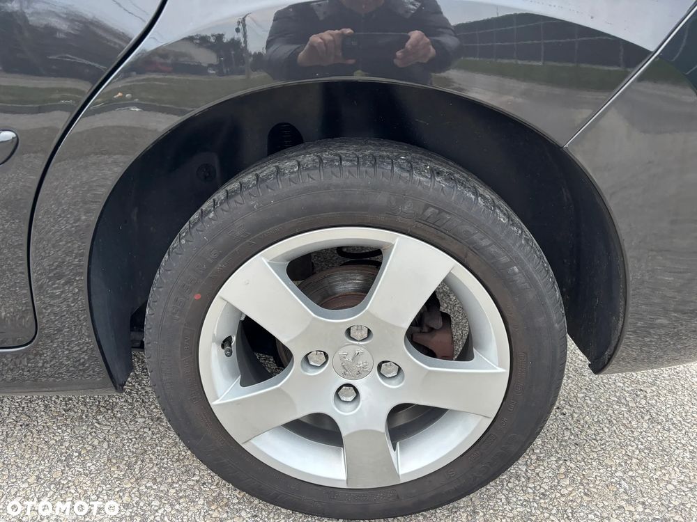 Peugeot 207 120 VTi Premium - 20