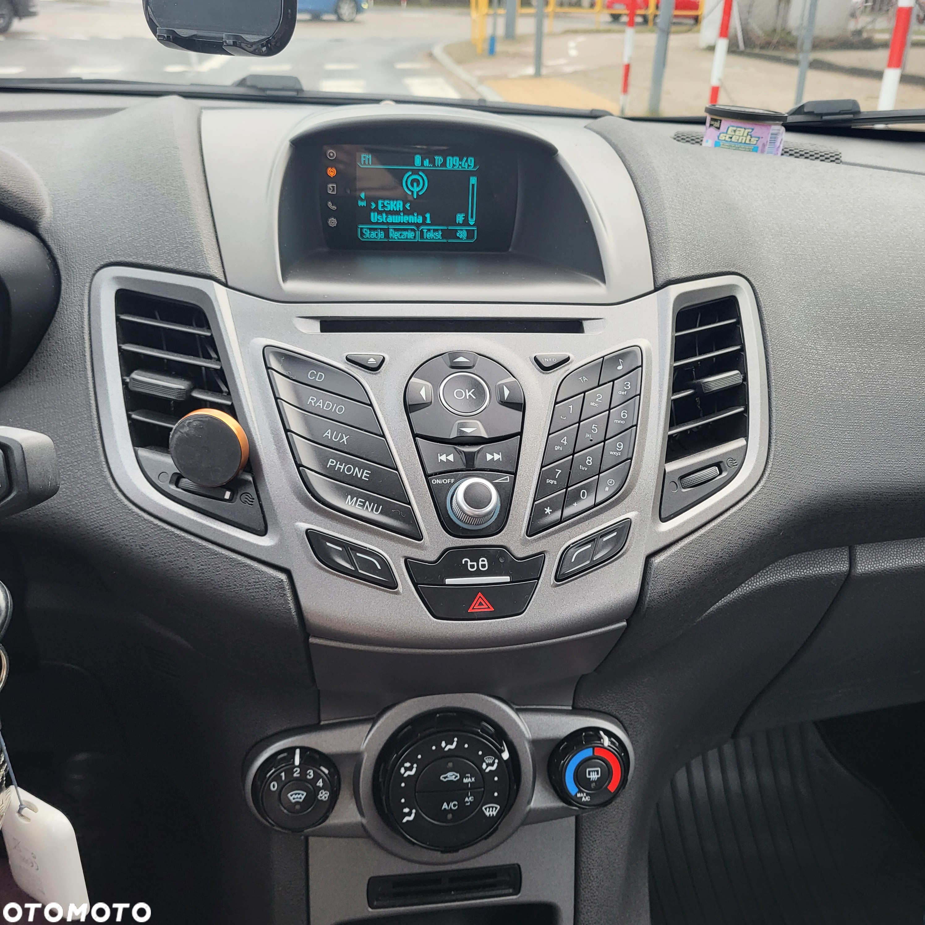 Ford Fiesta - 14