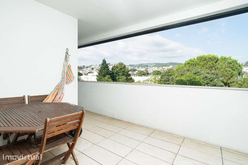 Apartamento T3 com garagem em zona das Nogueiras, Vale das Flores - Grande imagem: 3/13