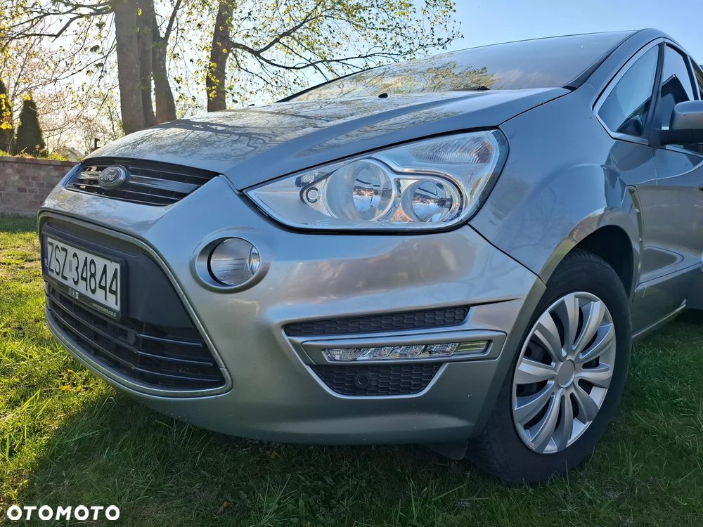Ford S-Max ver-2-0-tdci-titanium - 2