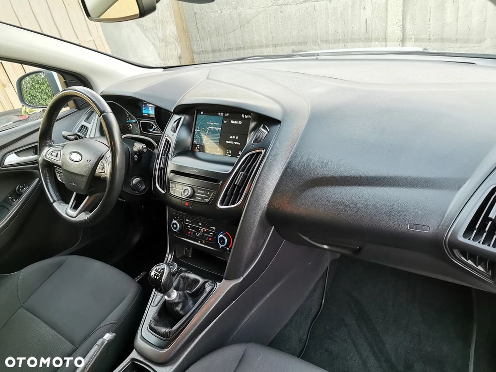 Ford Focus 2.0 TDCi SYNC Edition ASS - 25