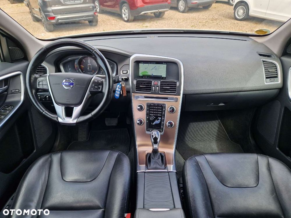 Volvo XC 60 D4 Momentum - 7