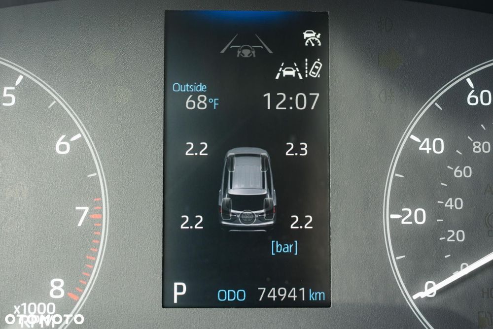 Toyota Corolla Cross - 28