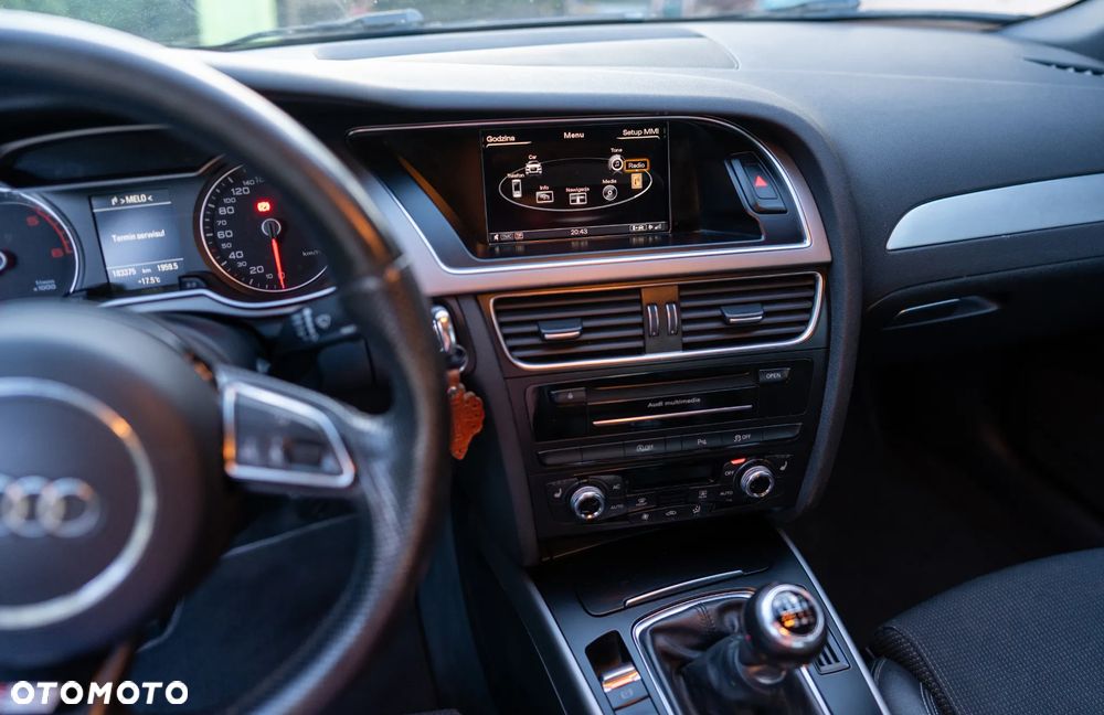 Audi A4 Avant - 8