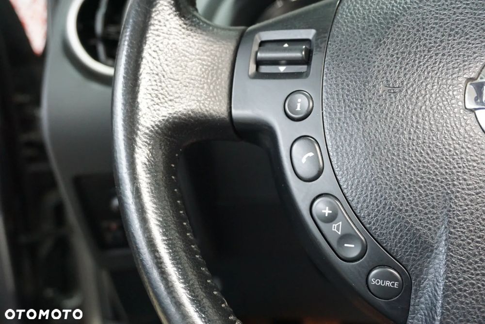 Nissan Qashqai 1.6 Tekna - 24