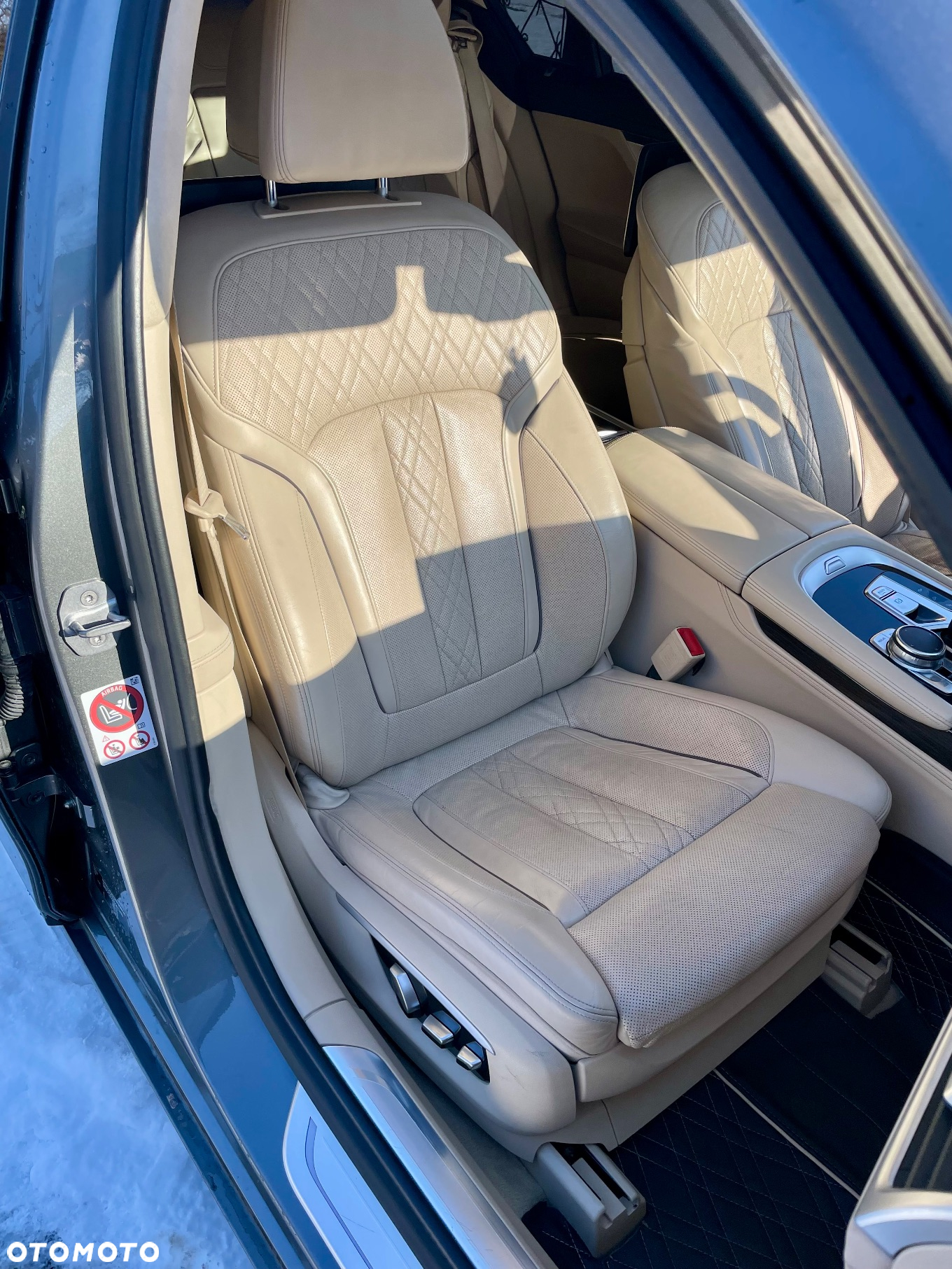 BMW Seria 7 730Ld - 23