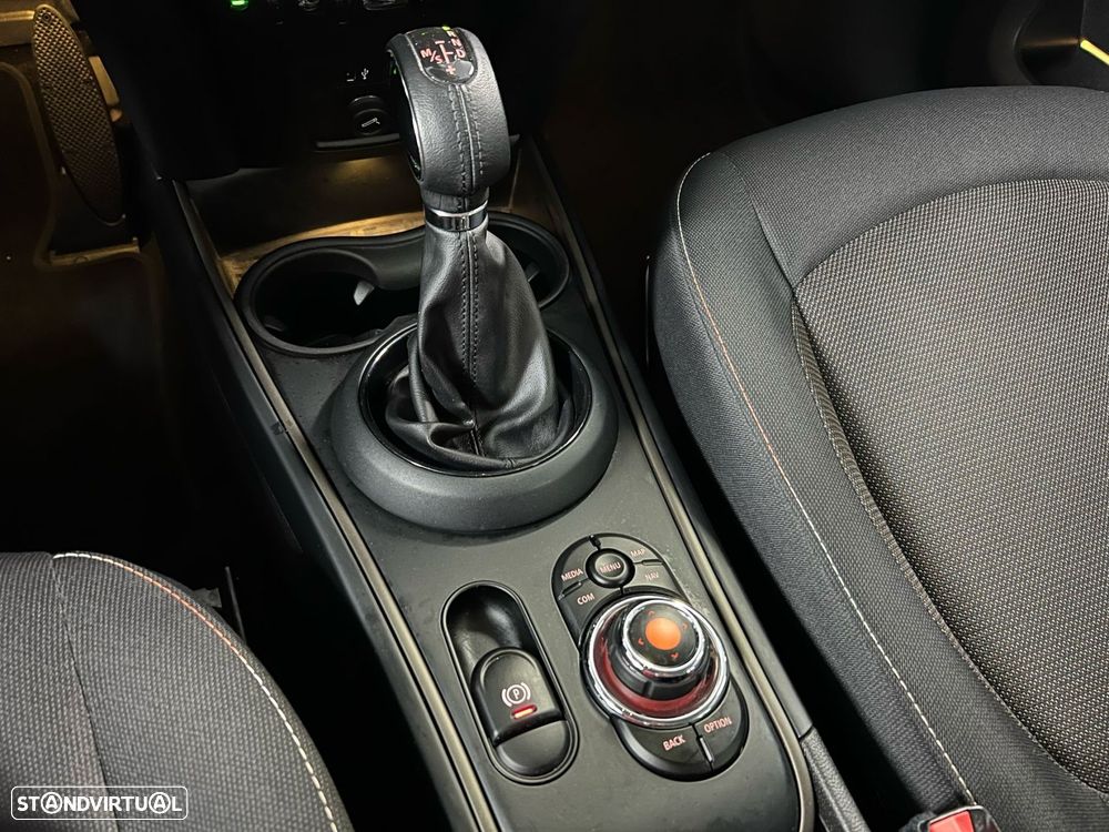 MINI Countryman Cooper SE ALL4 Auto - 19