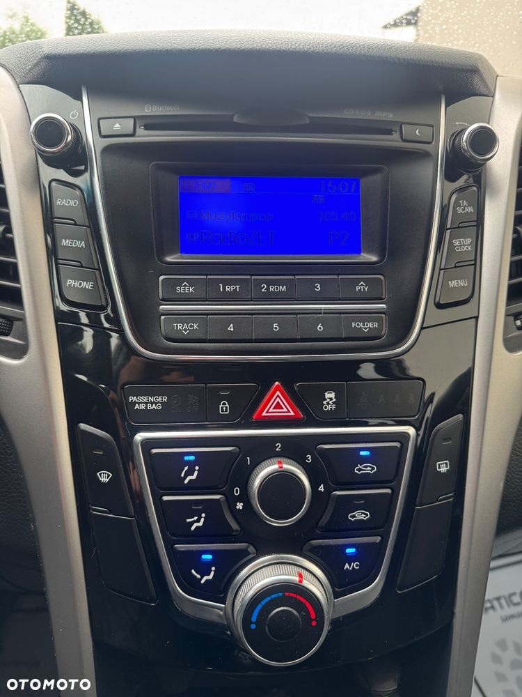 Hyundai i30 - 30