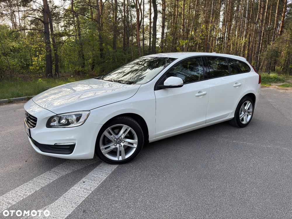 Volvo V60 D3 Drive-E Kinetic - 4