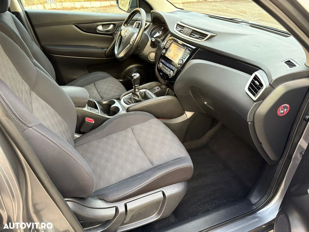 Nissan Qashqai 1.6 DCI ALL-MODE 4x4i TEKNA+ - 8