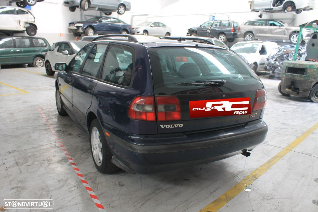 Volvo V40 - 4