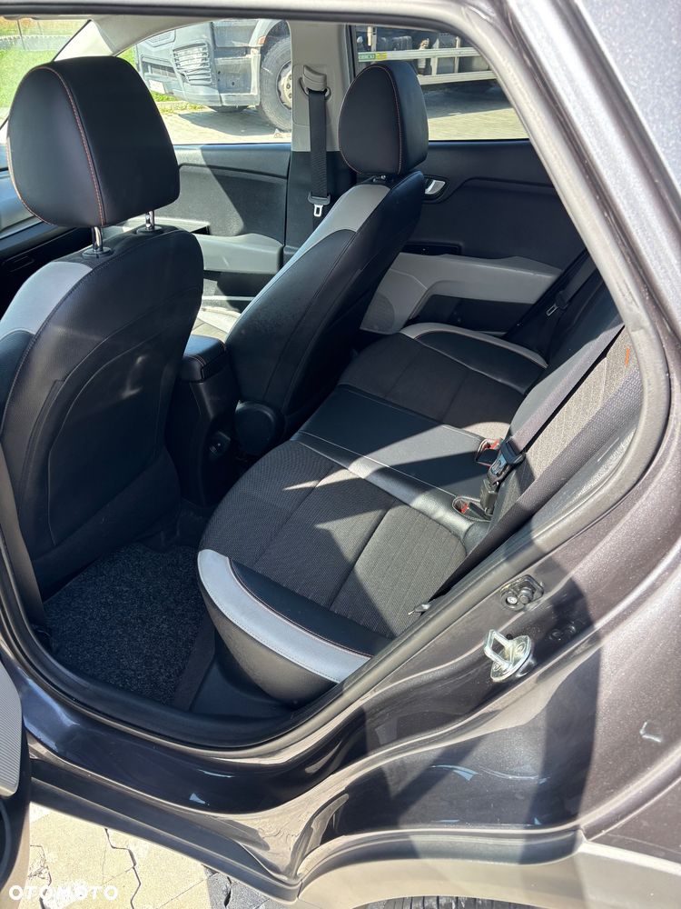 Kia Stonic 1.0 T-GDI 120 Platinum Edition - 19