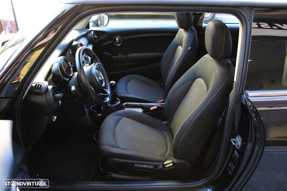 MINI 3 Portas Cooper D Metropolitan - 21