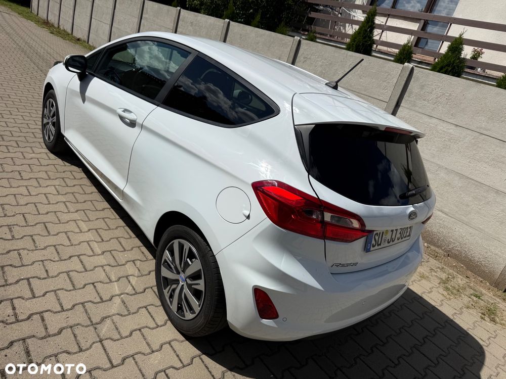Ford Fiesta 1.1 S&S TITANIUM - 25