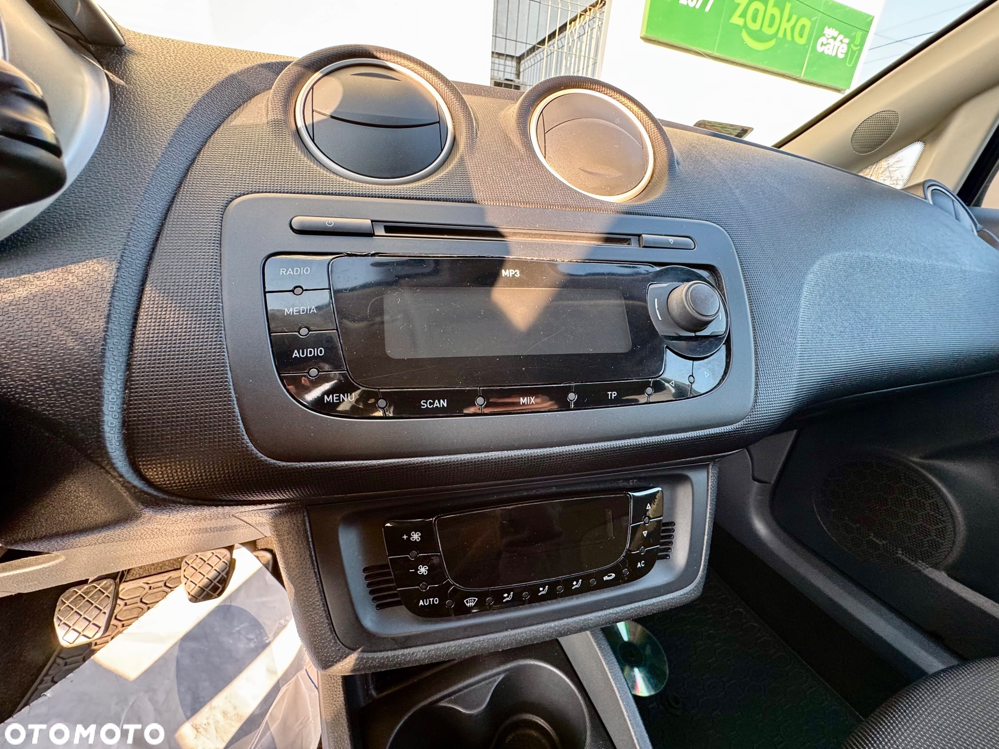 Seat Ibiza 1.6 16V Comfort Edition - 8