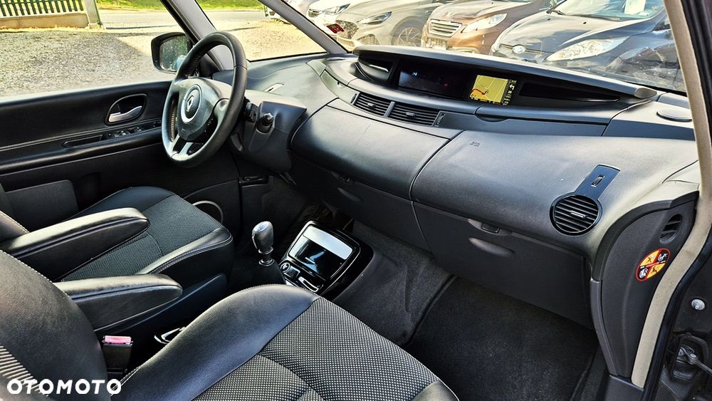 Renault Espace 2.0 Privilege - 36
