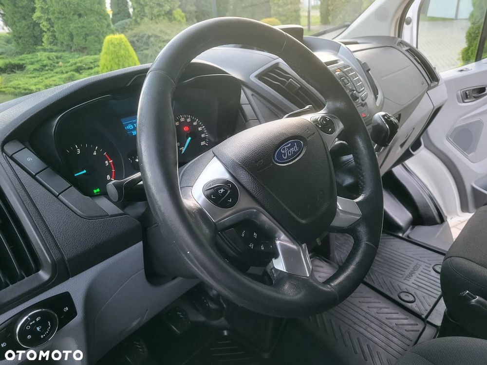Ford Transit - 17