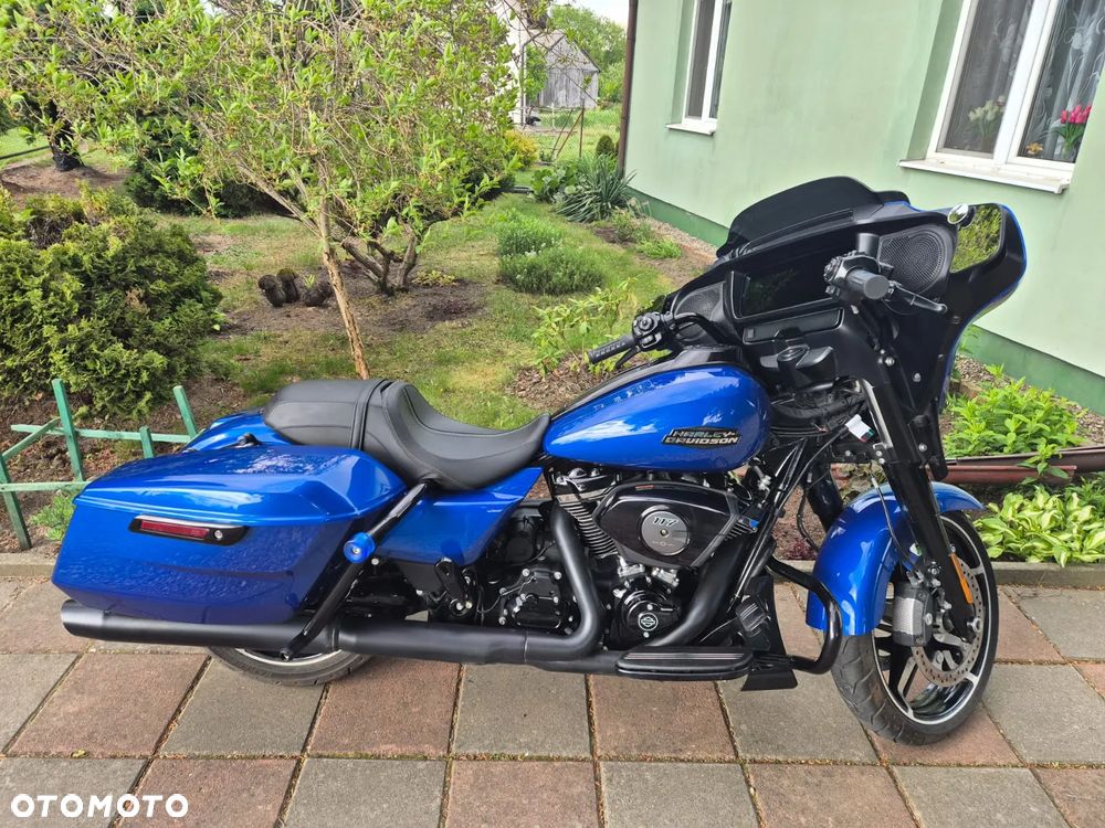 Harley-Davidson Touring Street Glide - 3
