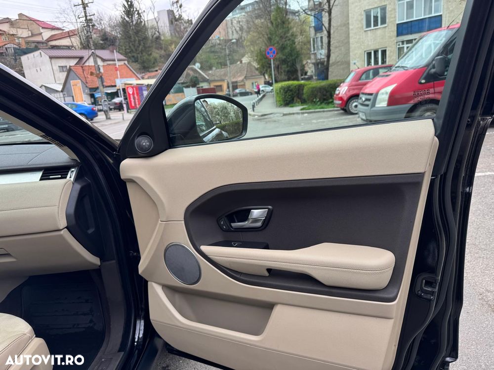 Land Rover Range Rover Evoque - 16