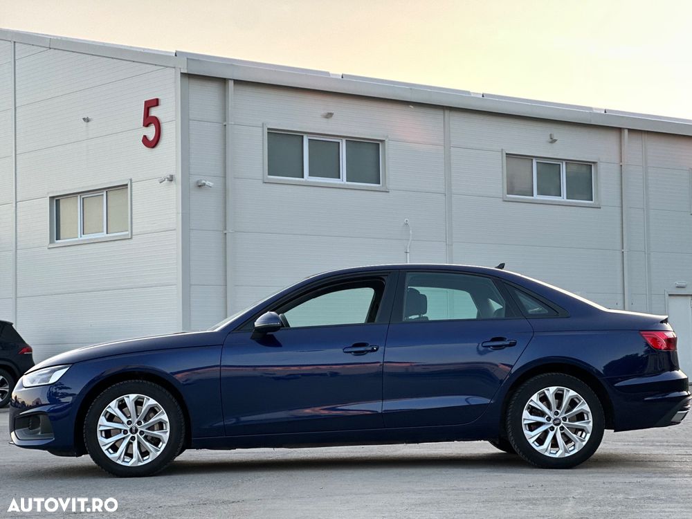 Audi A4 40 TFSI quattro S tronic MHEV Advance - 3