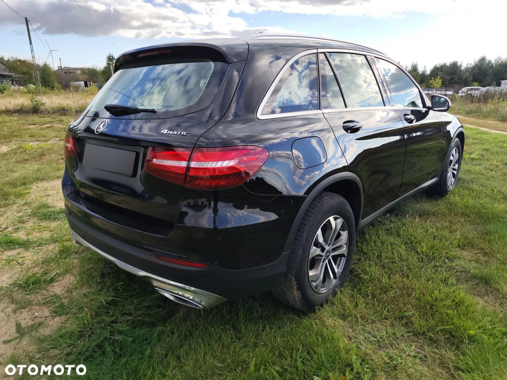 Mercedes-Benz GLC 220 d 4-Matic - 9