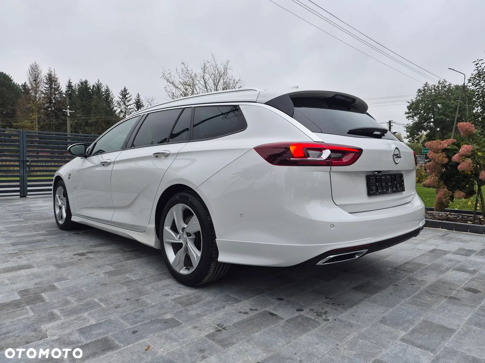 Opel Insignia 2.0 T 4x4 Innovation S&S - 11